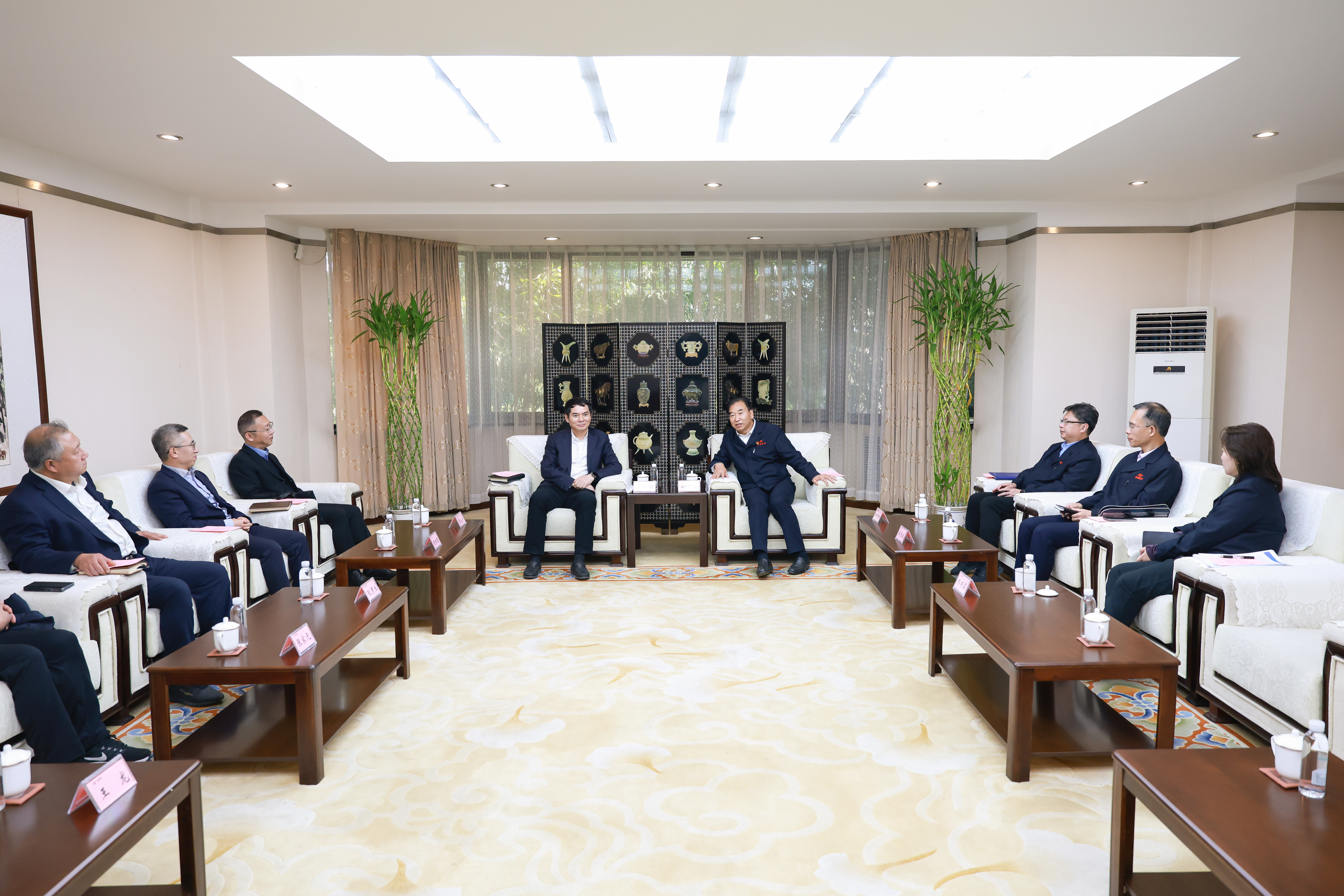 會(huì)見現(xiàn)場